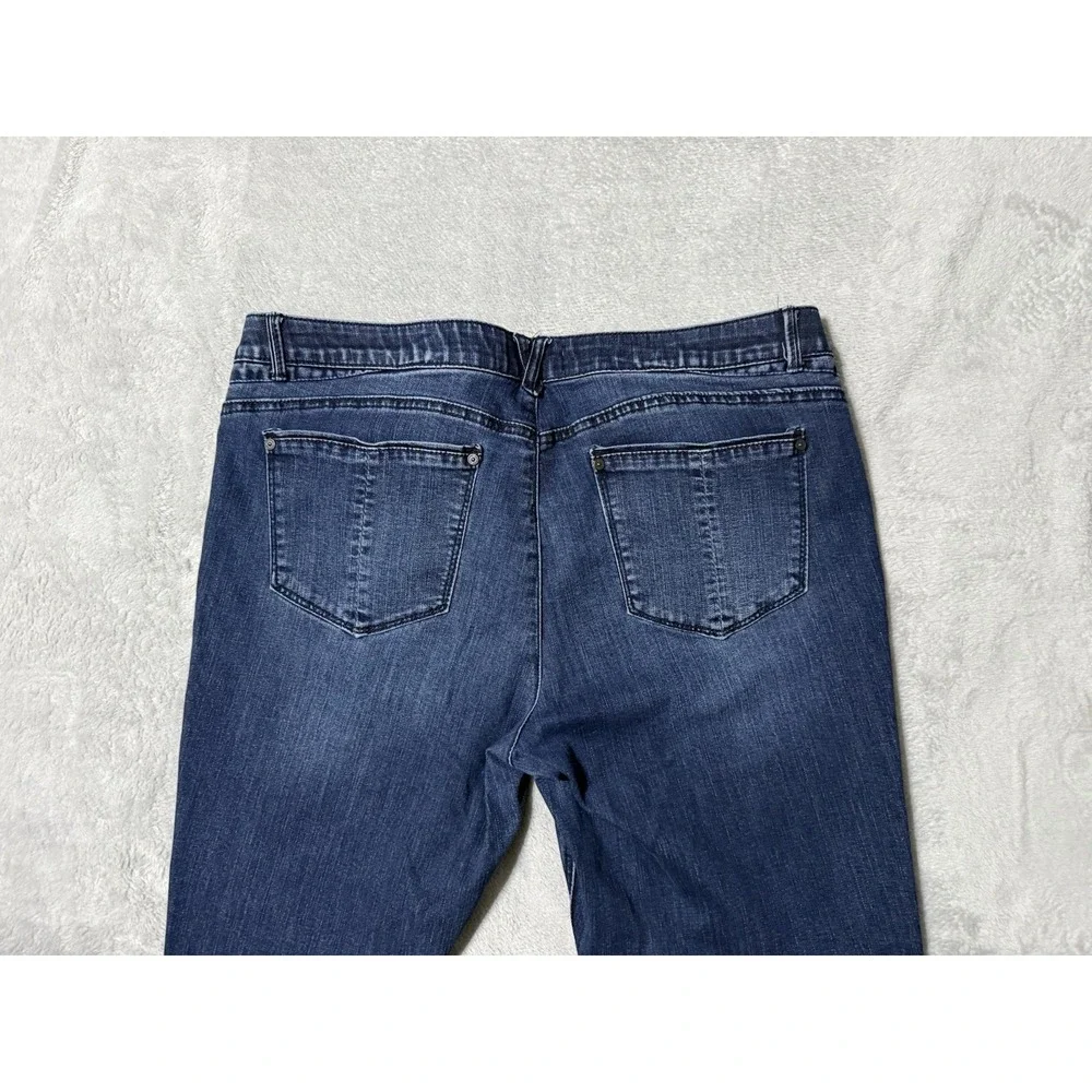 Democracy Jeans Women's 16 Straight Blue Medium‎ Wash Ab Technology 37x26